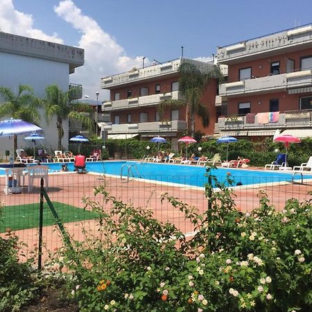 Taormina Mare Piscina Fondachello Apartment Fondachello  Ngoại thất bức ảnh