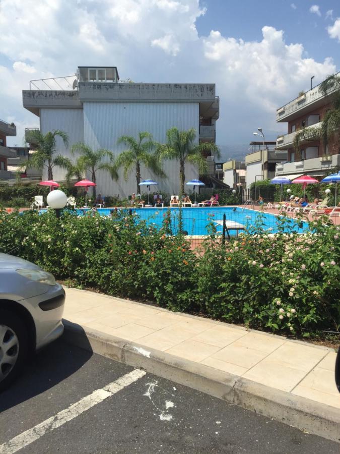 Taormina Mare Piscina Fondachello Apartment Fondachello  Ngoại thất bức ảnh